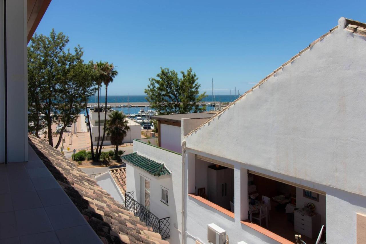 Room In Guest Room - Private Room In The Fishing Port Of Μαρμπέλλα Εξωτερικό φωτογραφία